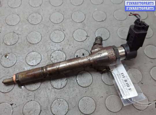 Форсунка топливная на Nissan Qashqai I (J10)