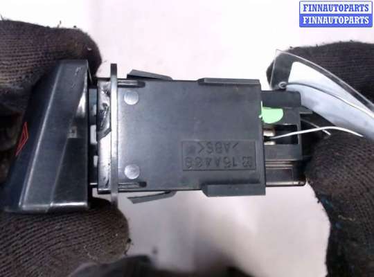 купить Кнопка аварийки на Mazda 5 (CR) 2005-2010