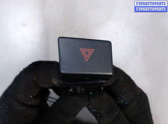 купить Кнопка аварийки на Mazda 5 (CR) 2005-2010