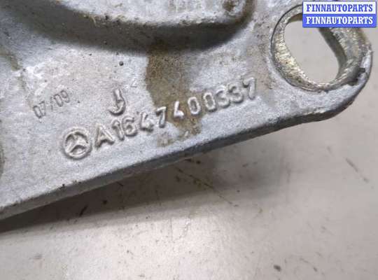 купить Петля крышки багажника на Mercedes GL X164 2006-2012