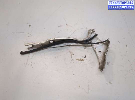 купить Петля капота на Skoda Rapid 2012-2020