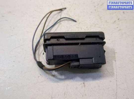 купить Кнопка аварийки на BMW 7 E38 1994-2001