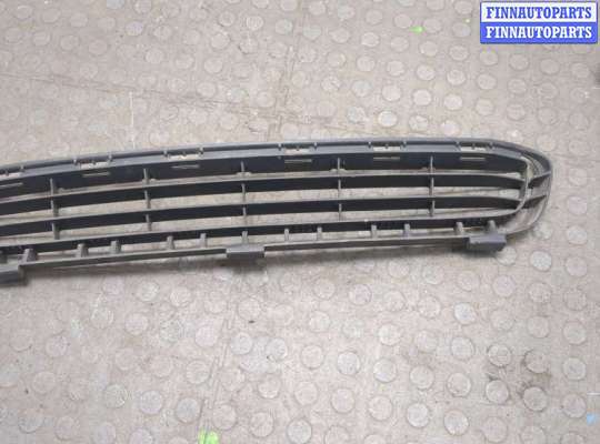 купить Заглушка (решётка) бампера на Toyota Camry V40 2006-2011