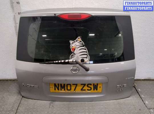 Накладка крышки багажника (двери) NS952649 на Nissan Note E11 2005-2013