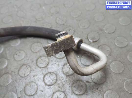 Трубка кондиционера на Cadillac Escalade II (GMT 800)