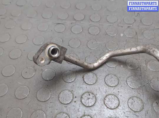 Трубка кондиционера на Cadillac Escalade II (GMT 800)