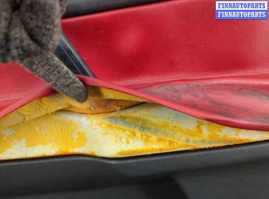 Стекло сдвижной двери на Volkswagen Polo Mk4 (6Q/9N3)