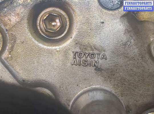 Насос масляный на Toyota Avensis II