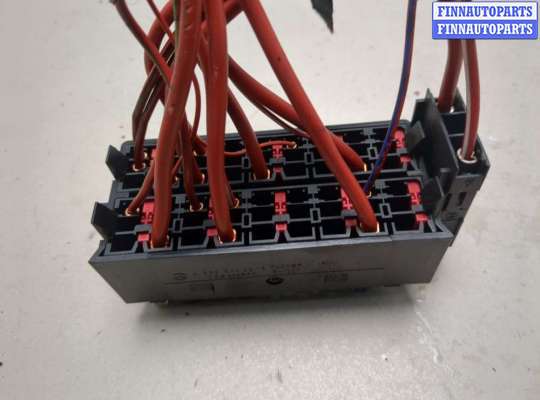 купить Блок предохранителей на Volkswagen Crafter 2006-2016