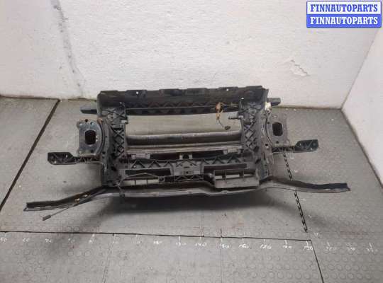 купить Рамка передняя (телевизор) на Volkswagen Golf 5 2003-2009