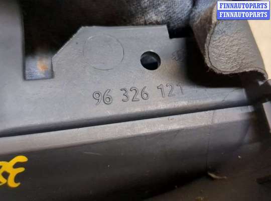купить Кожух рулевой колонки на Citroen C5 2001-2004