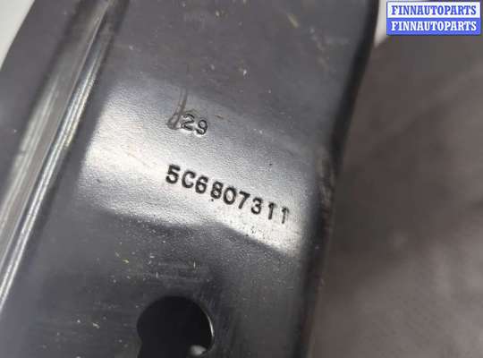 купить Усилитель бампера на Volkswagen Jetta 6 2010-2018