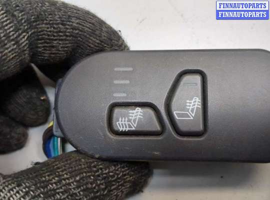 купить Кнопка обогрева сидений на Nissan Titan 2003-2015