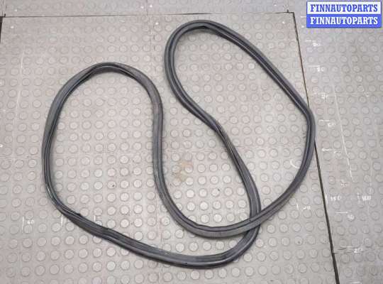 Уплотнитель LRS8591 на Land Rover Range Rover Evoque 2011-2018