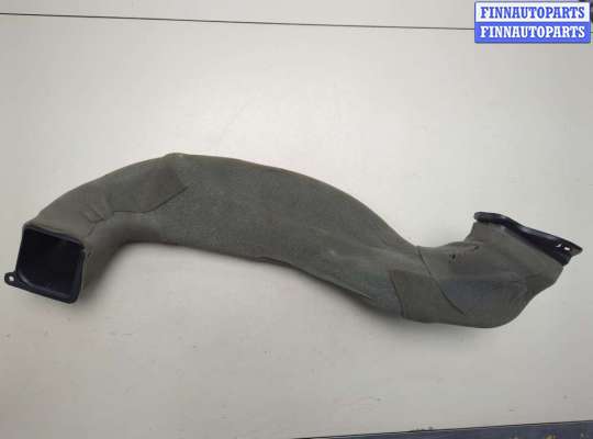 Воздухозаборник на Toyota Camry XV70