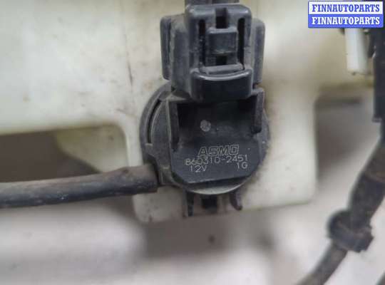 купить Бачок омывателя на Toyota Auris E15 2006-2012