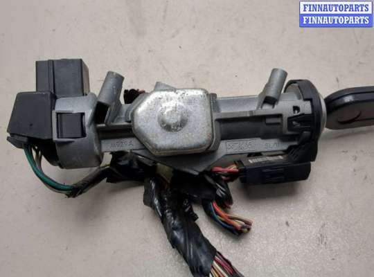 Замок зажигания с ключом на Ford Mustang V