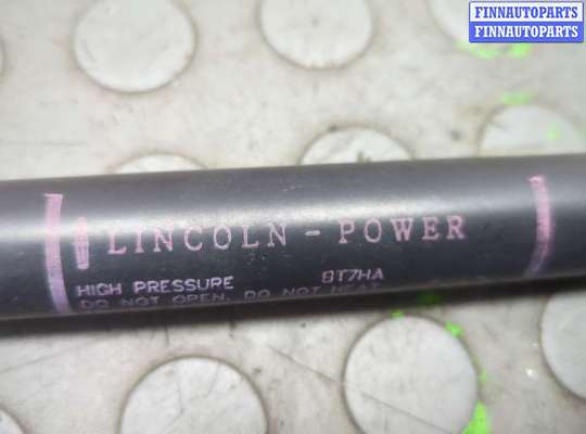 купить Амортизатор крышки багажника на Lincoln Navigator 2006-2014