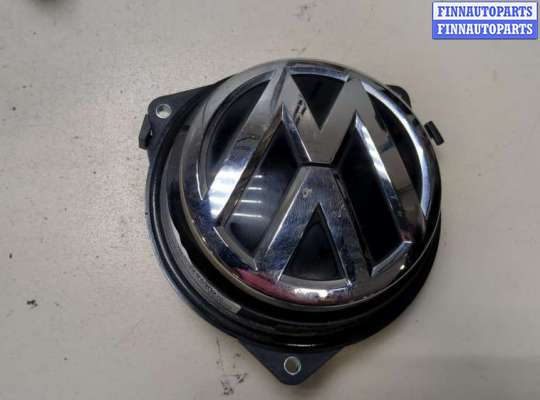 купить Кнопка открывания багажника на Volkswagen Passat 8 2015-