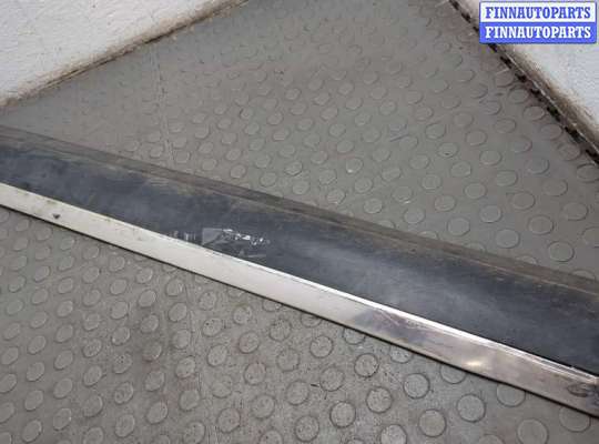 купить Молдинг двери на Volkswagen Touareg 2002-2007