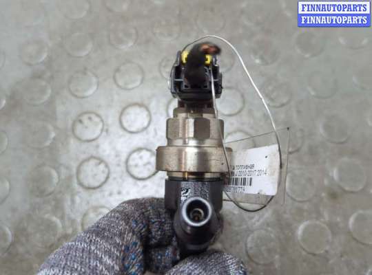 купить Форсунка топливная на Opel Astra J 2010-2017