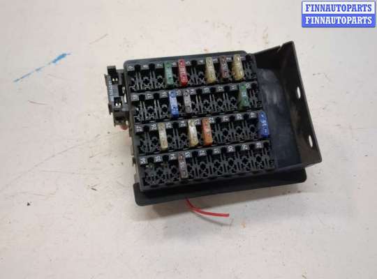 Блок предохранителей на Mercedes-Benz Vito (W638)