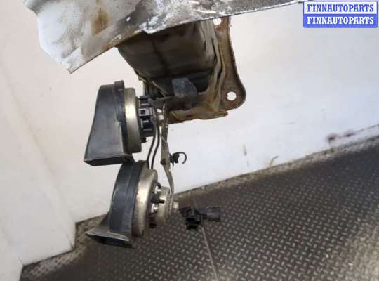 купить Усилитель бампера на Ford Transit (Tourneo) Connect 2012-2024