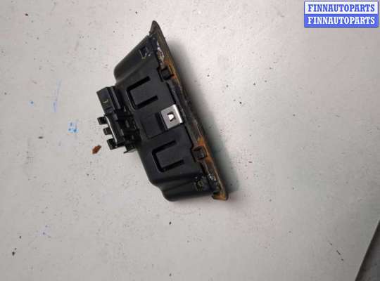 купить Кнопка открывания багажника с крышки на BMW 5 E60 2003-2010