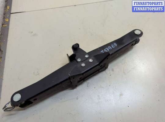 Домкрат VL547701 на Volvo XC90 2002-2014