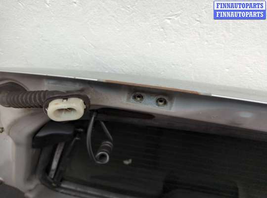 купить Обшивка крышки (двери) багажника на Mazda Tribute 2001-2007