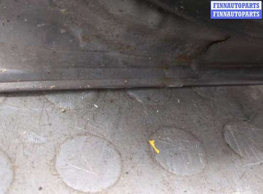 купить Дверь боковая (легковая) на Volvo S40 / V40 1995-2004