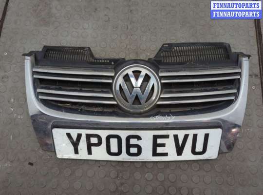 купить Решетка радиатора на Volkswagen Jetta 5 2004-2010