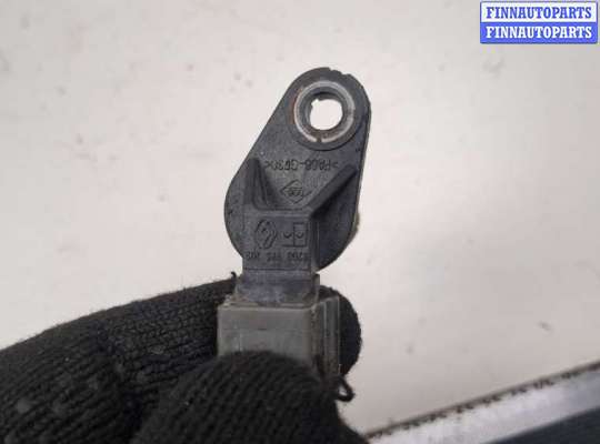 купить Датчик положения коленвала на Renault Clio 2009-2012