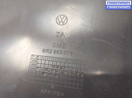 купить Обшивка стойки на Volkswagen Polo 2009-2014