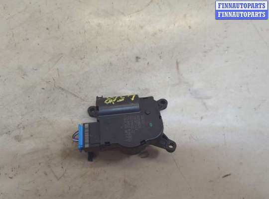 Моторчик заслонки печки на Volkswagen Tiguan II