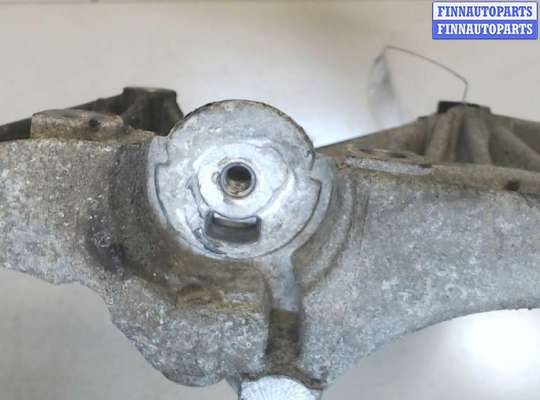 купить Кронштейн компрессора кондиционера на Renault Scenic 2003-2009