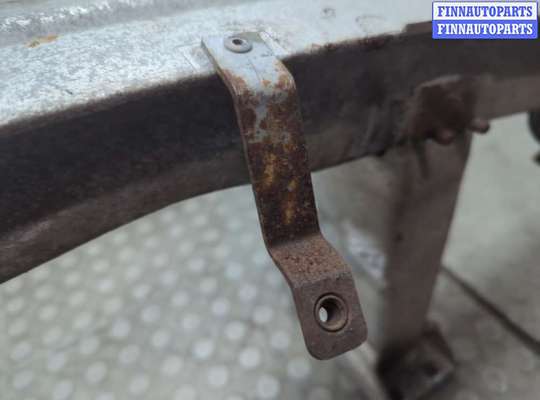 Усилитель бампера на BMW X3 (E83)