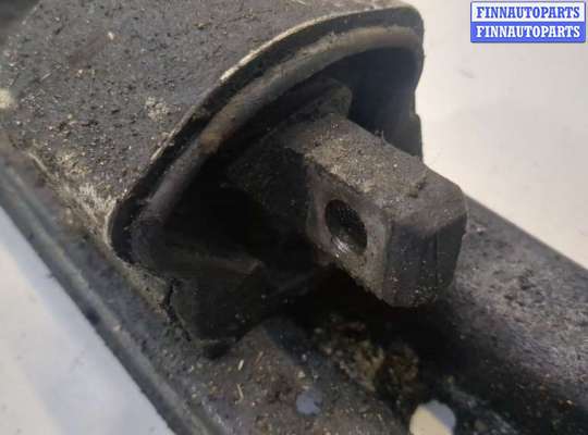 Подушка КПП на Mercedes-Benz C (W204)
