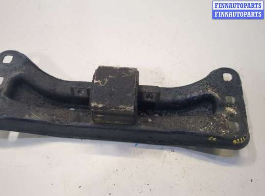 Подушка крепления КПП MB1542666 на Mercedes C W204 2006-2015