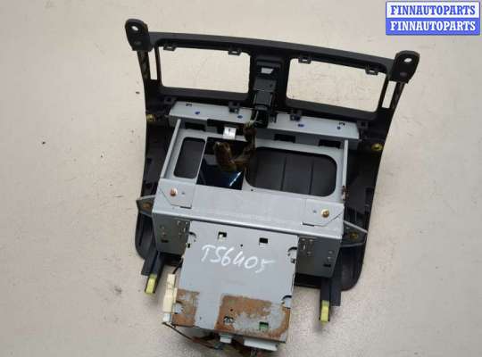 купить Дисплей компьютера (информационный) на Toyota Avensis 2 2003-2009