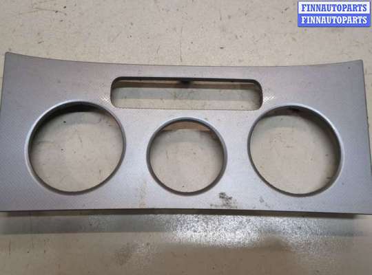 купить Рамка под переключатель отопителя на Volkswagen Passat 6 2005-2010