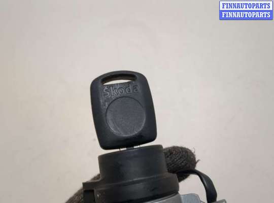 Замок зажигания с ключом