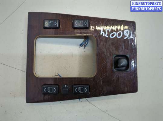 Рамка под кулису MB1685916 на Mercedes C W202 1993-2001