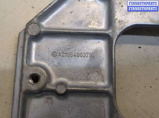 купить Кронштейн блока управления на Mercedes E W210 1995-2003
