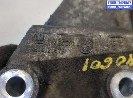 купить Кронштейн полуоси на Opel Vectra C 2002-2008