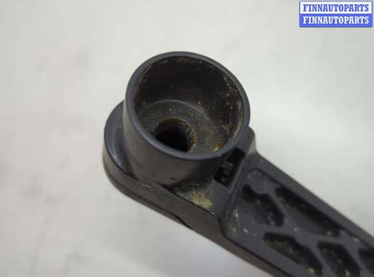 купить Щеткодержатель на Mazda CX-7 2007-2012