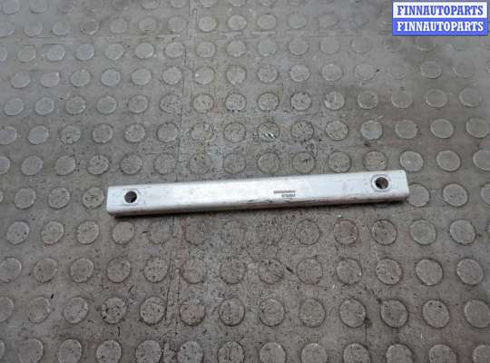 Распорка (растяжка) на Mercedes-Benz ML / GLE (W166)