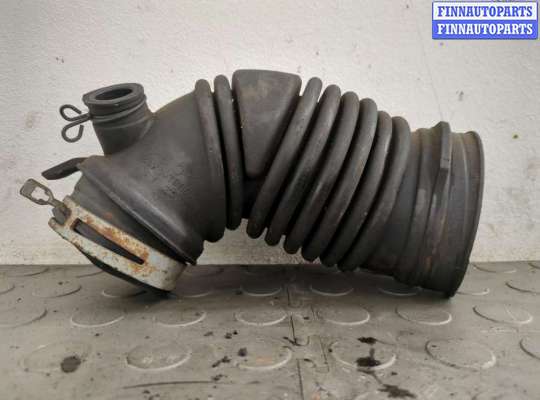 купить Патрубок корпуса воздушного фильтра на Toyota Avensis 3 2008-2018