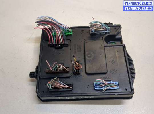 Блок управления бортовой сети (Body Control Module) RN1430111 на Renault Megane 3 2009-2016