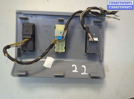 купить Фонарь салона (плафон) на BMW 7 E65 2001-2008